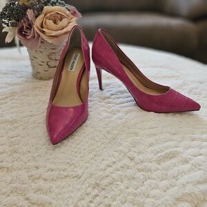 Steve Madden pink heels